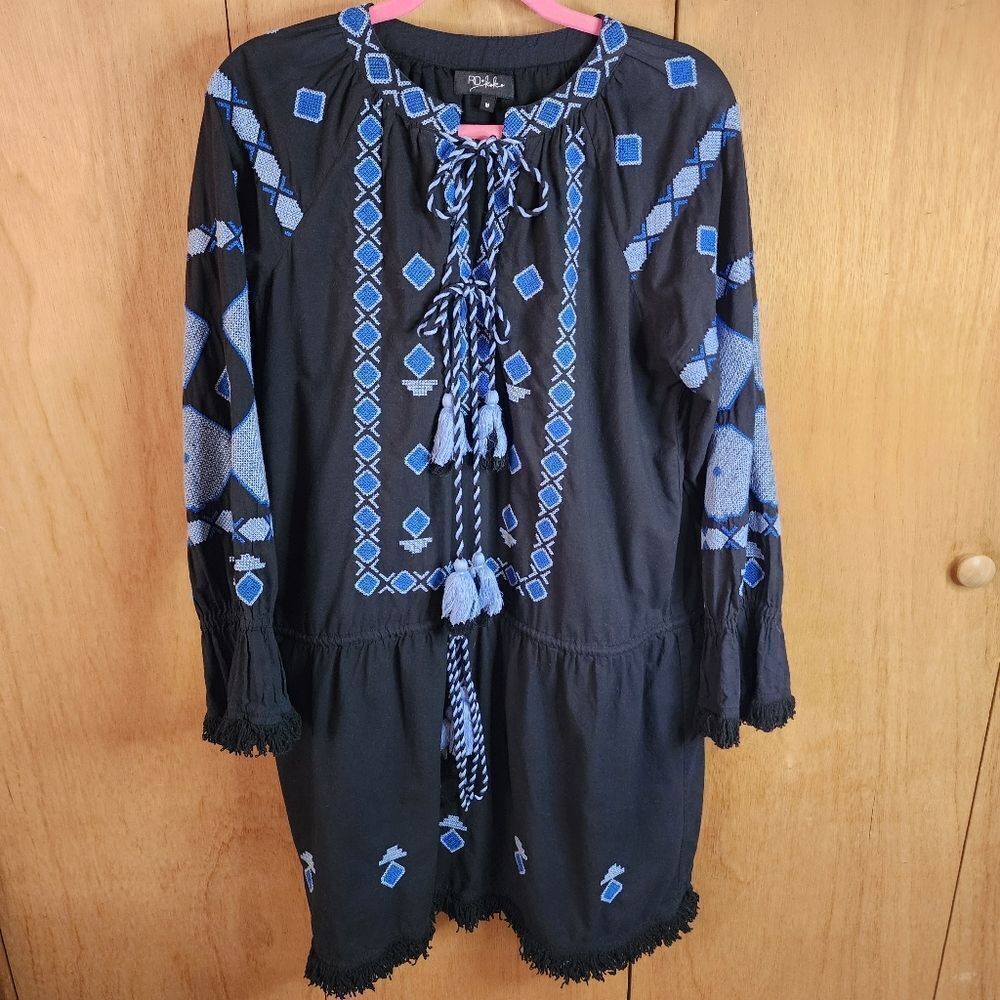 RD & Koko Boho Peasant Styled Embroidered Long Sleeve Black Dress Size Medium